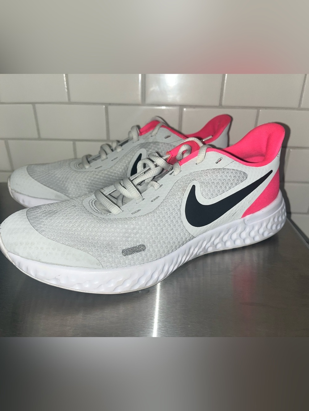 Nike Renew Run GS running shoes -Girl's Youth Athletic Shoes 5.5 White & Pink